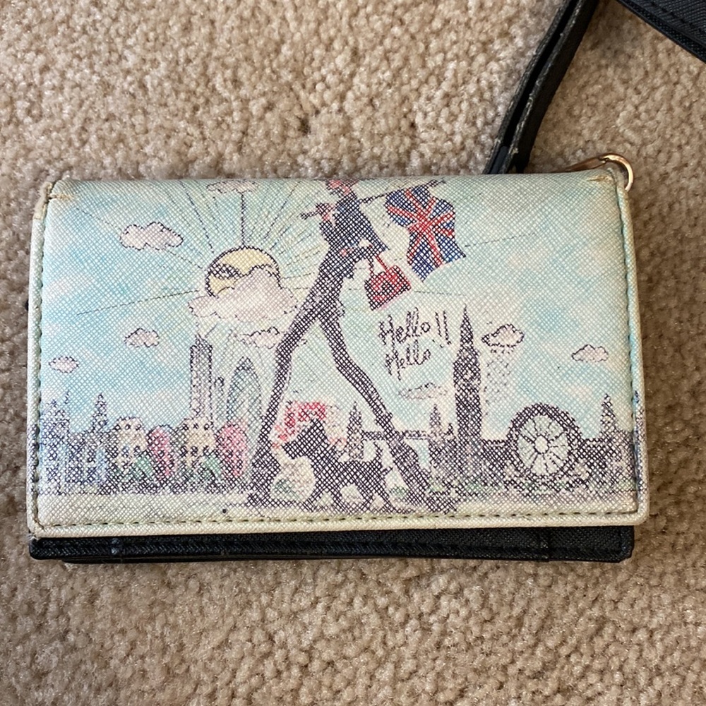 Wallets - Picture 3 of 5